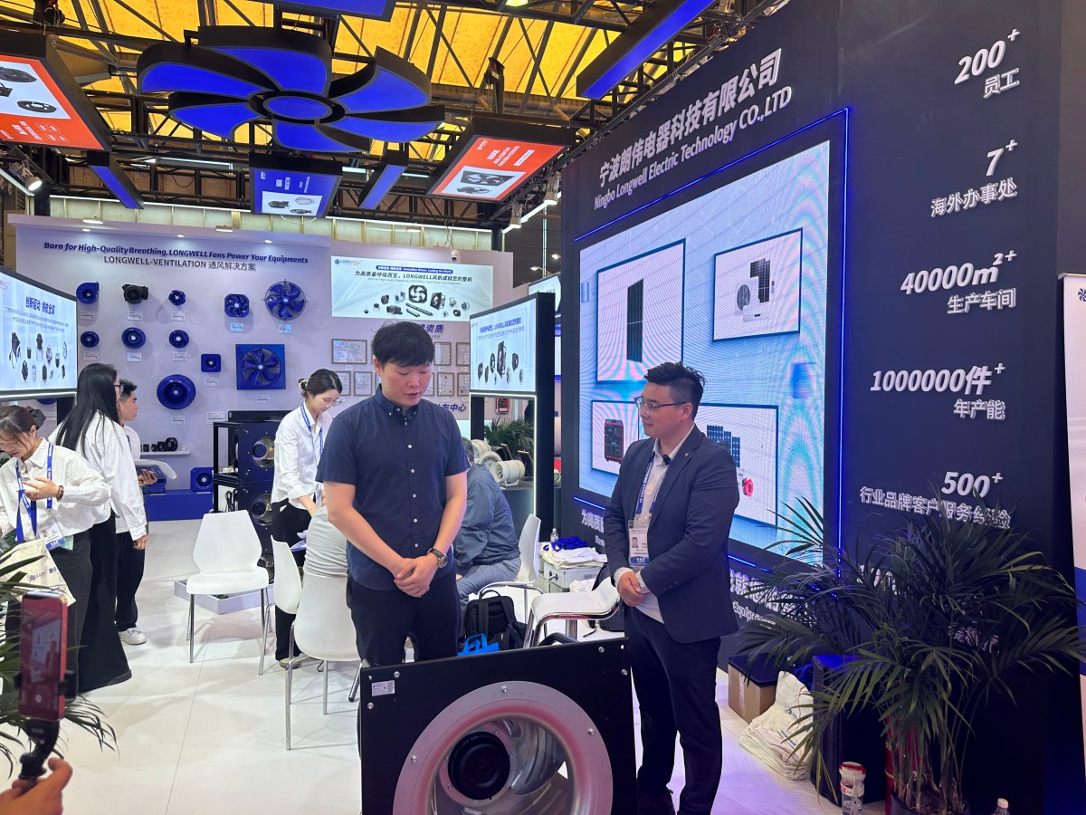 news-1200-900 news-1200-900